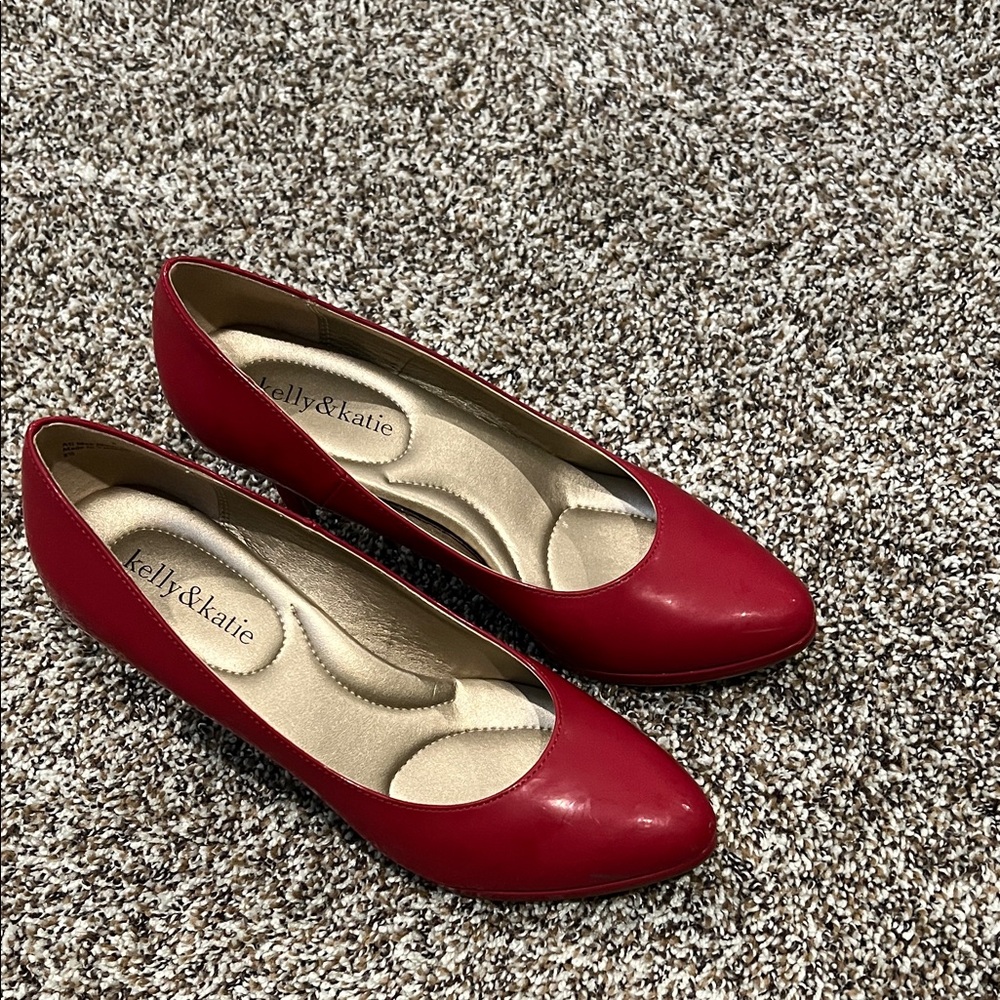 Kelly & Katie Red Flats